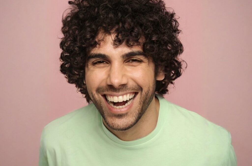 Samuel López actor malagueño en Amarga Navidad de Pedro Almodóvar