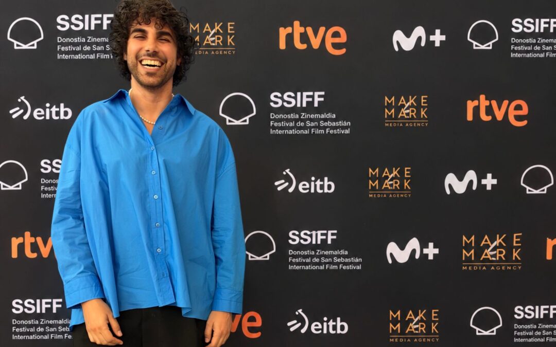 Samuel López en el photocall de Karateka en el Festival de San Sebastián