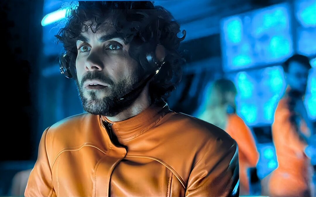 Samuel López actor protagonista de la serie El Refugio Atómico en Netflix